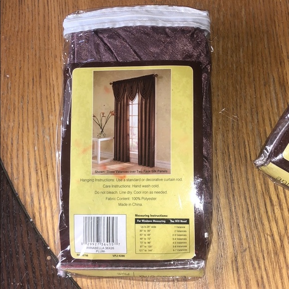 Vintage window valances - Picture 3 of 4